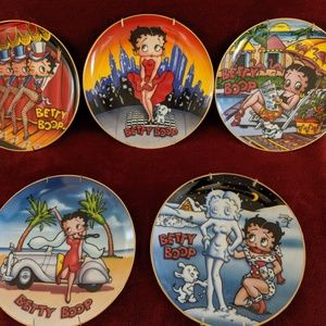 Set of 10 Danbury Mint Betty Boop Collector plates